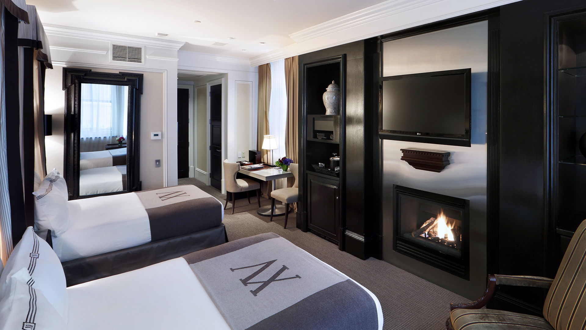  North America & Canada, New England, Boston, XV Beacon, Double Contemporary Classic