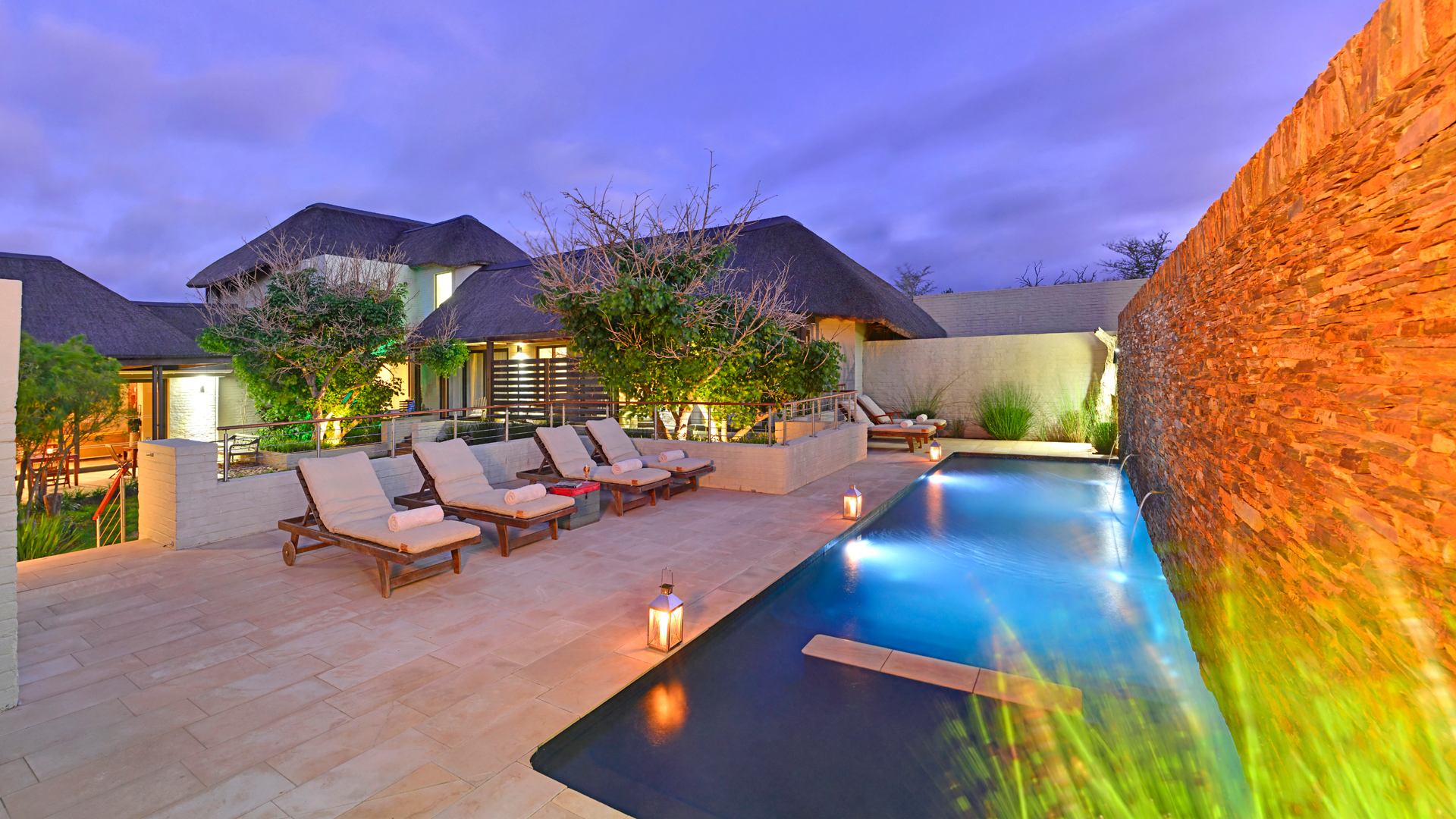  Africa, South Africa, Sarili Lodge at Shamwari Private Game Reserve, Pool