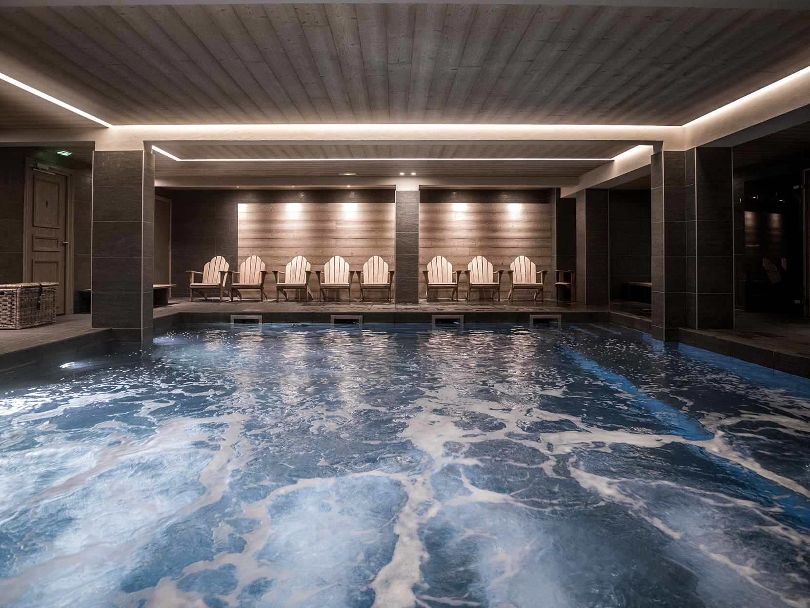 Ski & Snow, Europe, France, The Three Valleys, Val Thorens, Le Fitz Roy, pool 