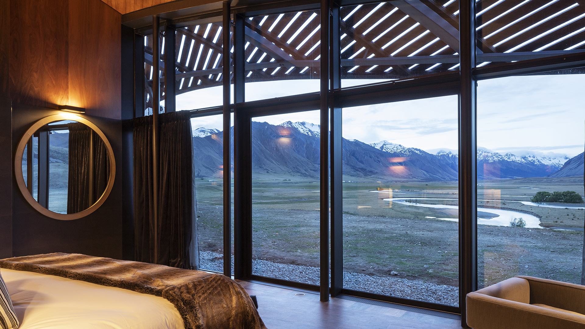 Wordwide, New Zealand, The Lindis, Suite View