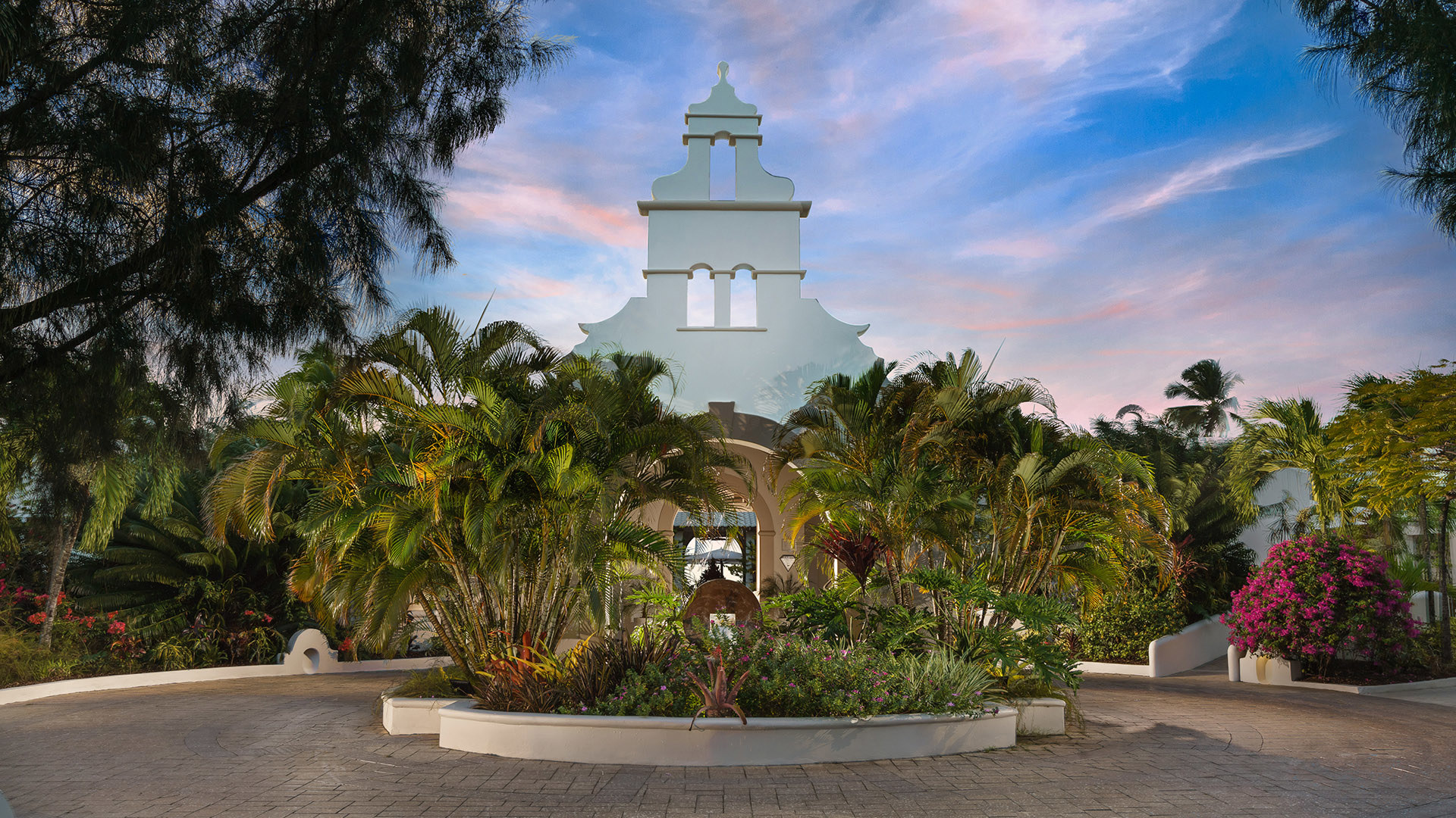 Caribbean, Bermuda & Mexico, Grenada, Spice Island Beach Resort, Hotel Entrance