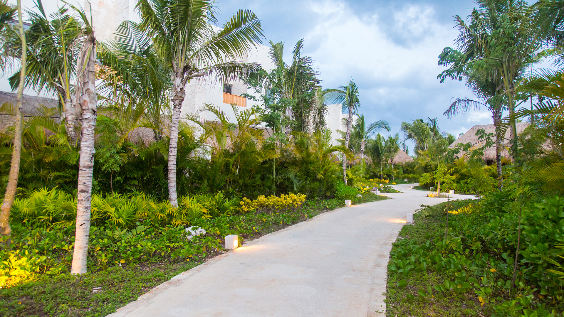 Caribbean, Mexico, Chable Maroma, Walkway