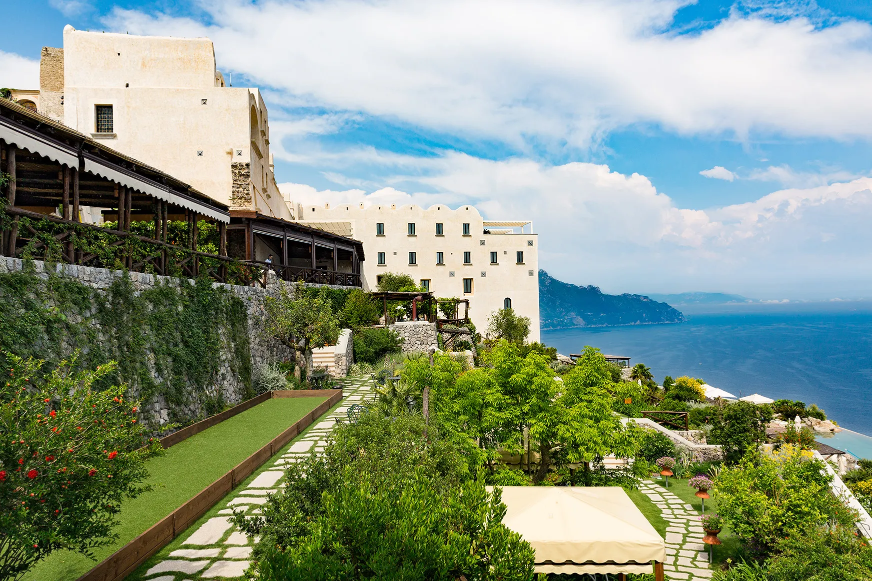 Europe, Italy, Amalfi Coast, Monastero Santa Rosa, gardens
