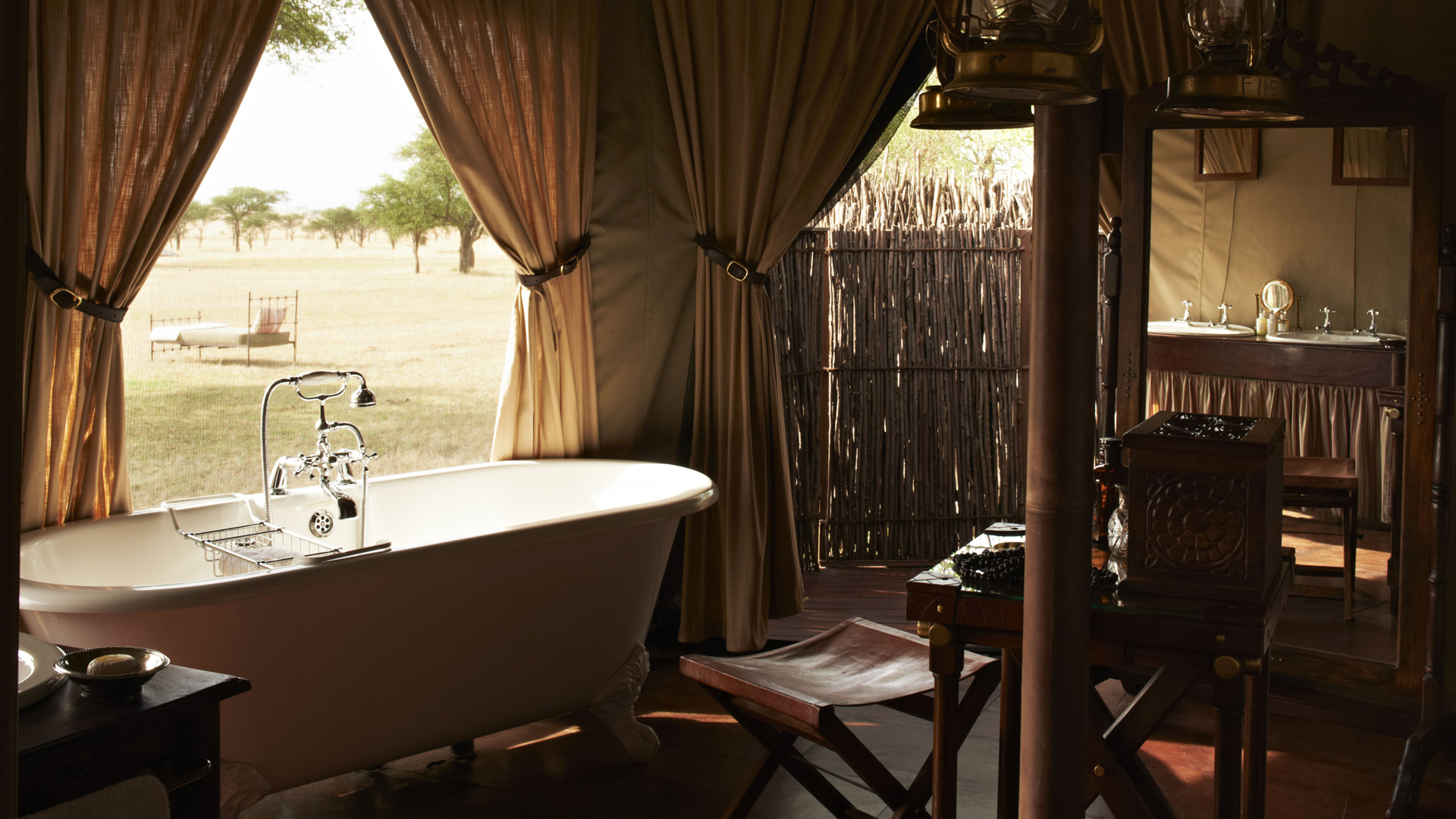  Africa, Tanzania, Singita sabora, Bathroom