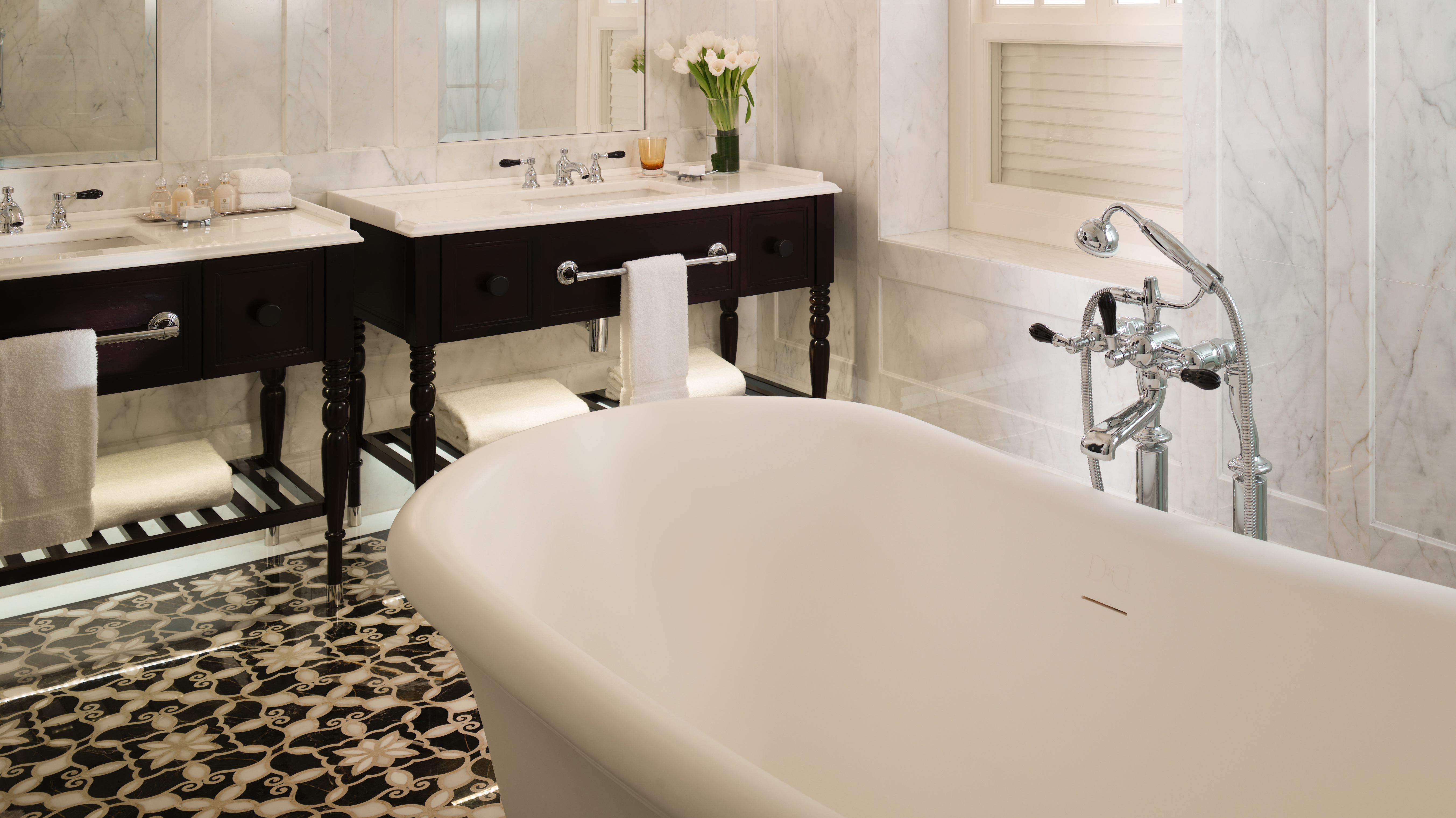 Asia, Singapore, Raffles Hotel, Restored Bathroom