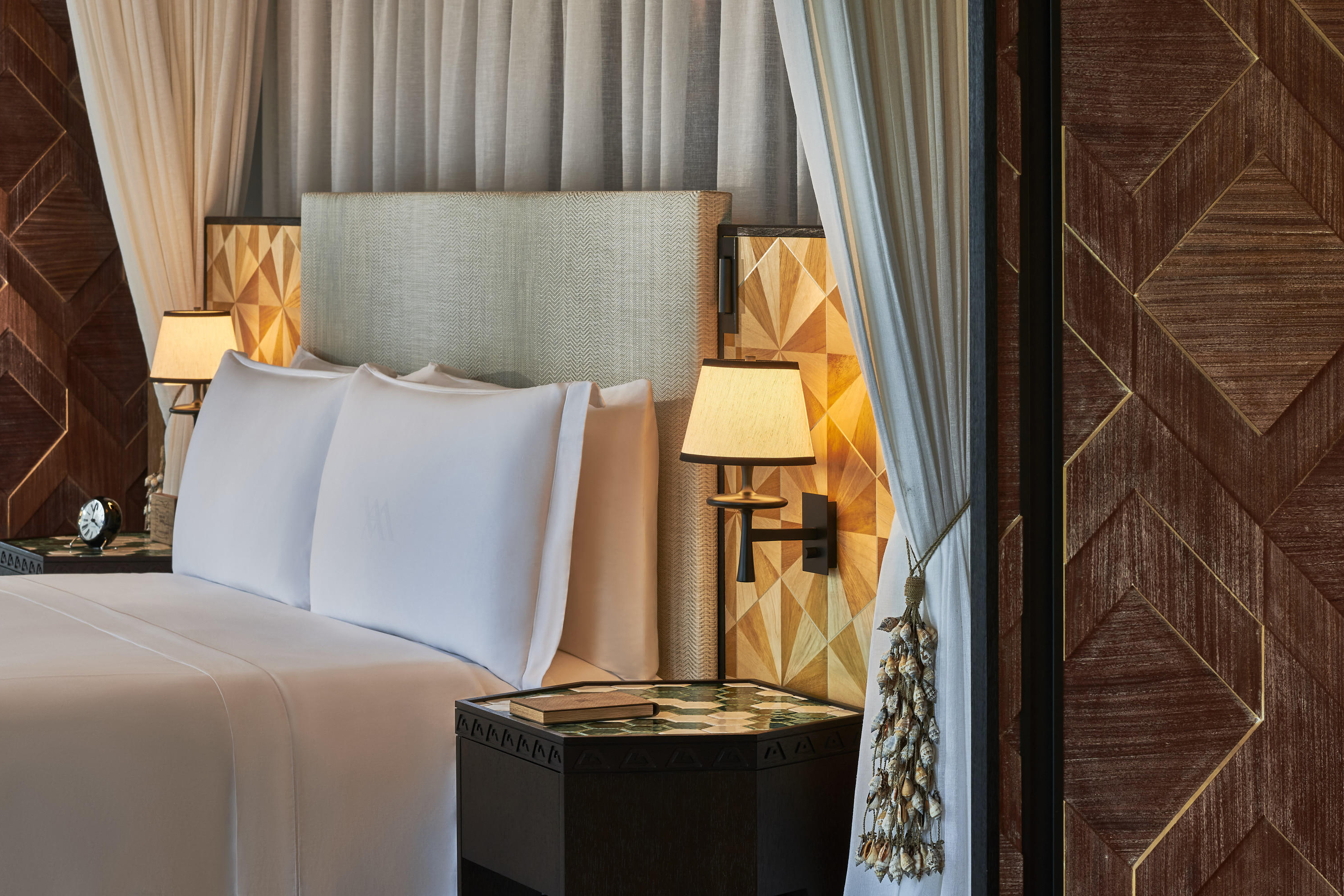 Umbraco.Cms.Core.Models.MediaWithCrops`1[Umbraco.Cms.Web.Common.PublishedModels.Image]