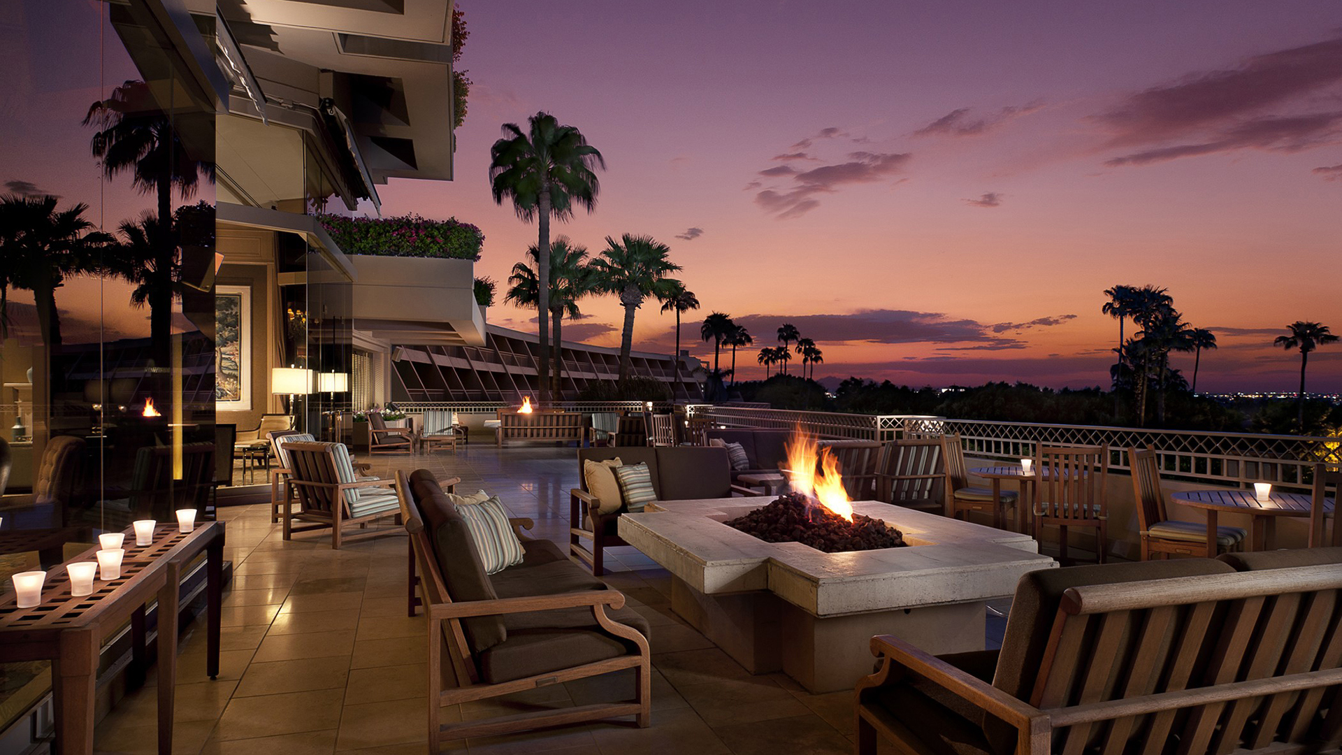 USA, Luxury Arizona Holidays, The Phoenician, Lobby Patio