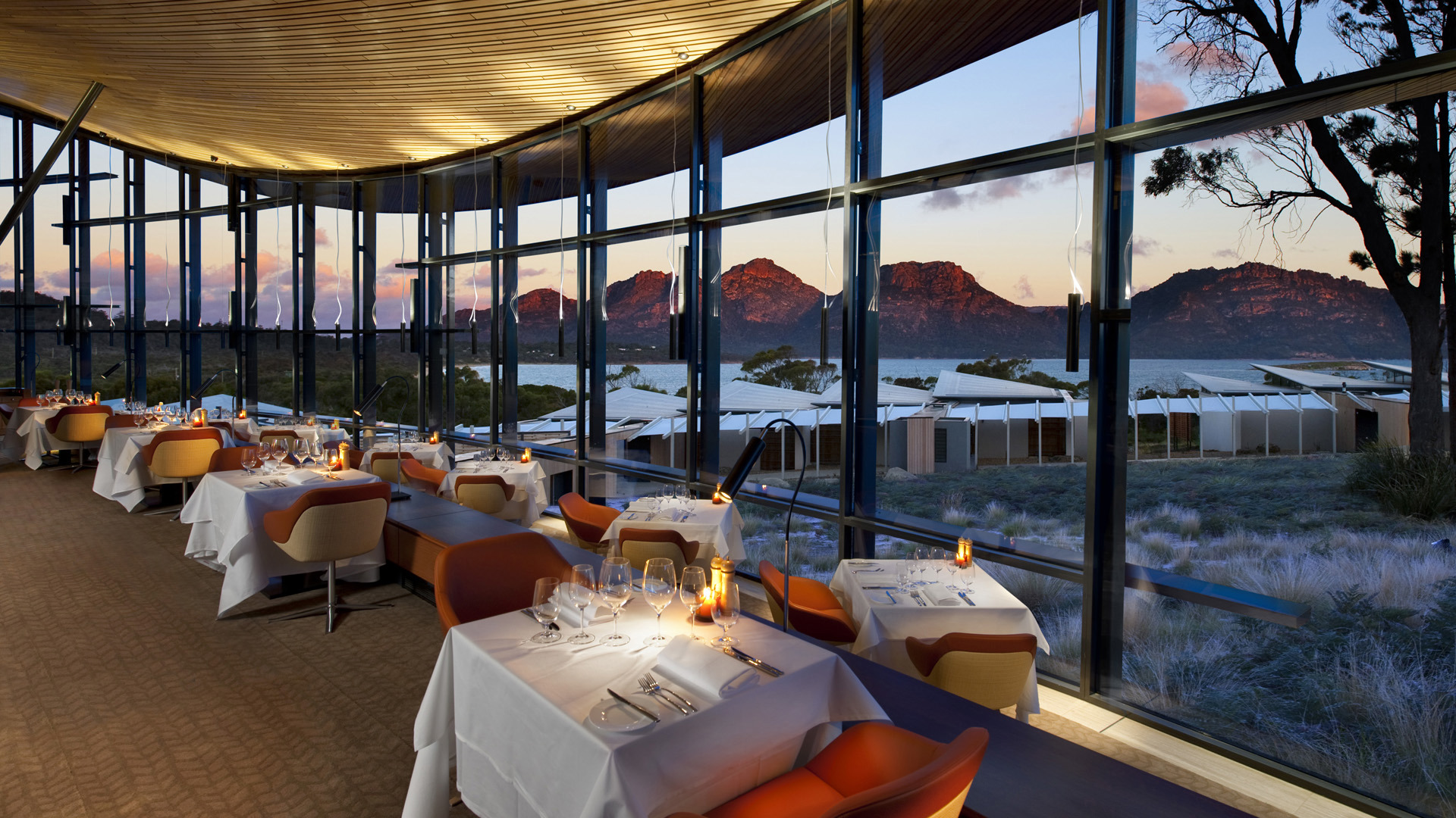 Worldwide, Australia, Coles bay - saffire freycinet, Dining