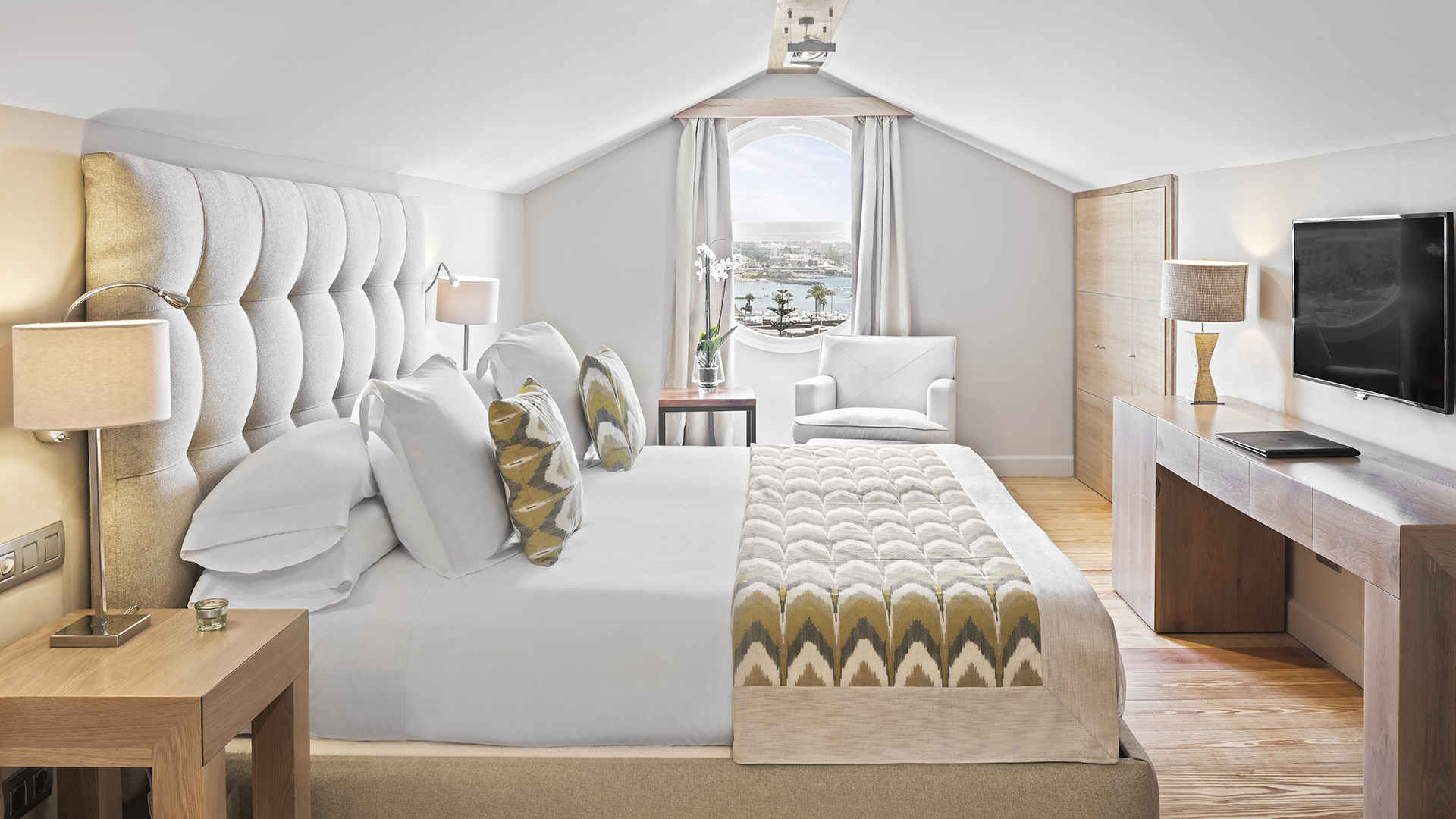 Europe, Spain, Tenerife, Bahia del Duque, Bedroom